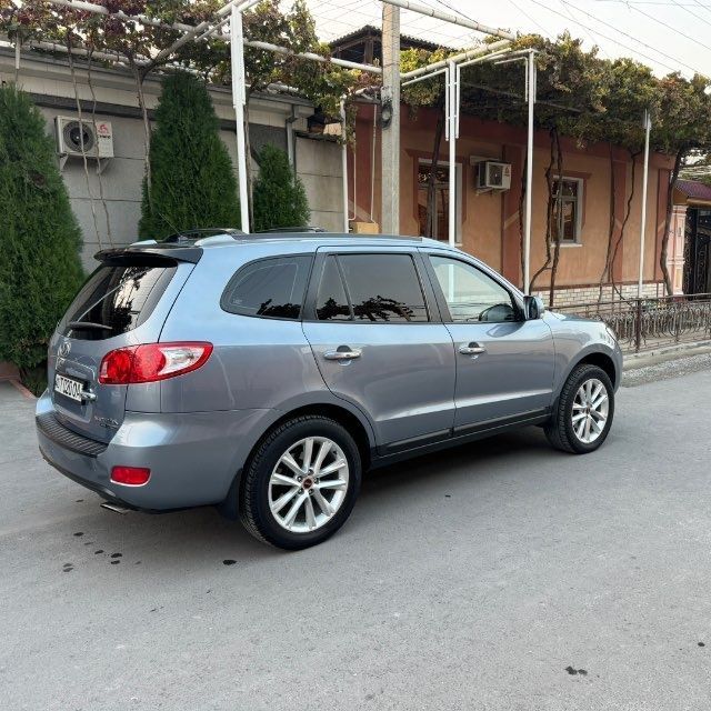 Hyundai SantaFe 2 pokaleniya 2009 yil benzin-propan nasiya savdoga Hyundai SantaFe 2 pokaleniya 2009 yil benzin-propan nasiya savdoga