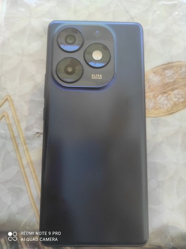 Itel s23ultra 256/8 ekraniga singan joyi jo Itel s23ultra 256/8 ekraniga singan joyi jo