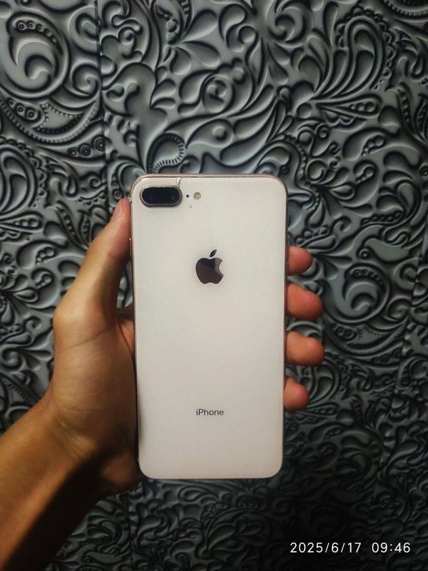 Iphone 8+ 64 gb aybi yoq