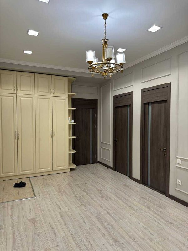 Срочно продается 3х ком квартира в ЖК "Cambridge residence" 110м2 Срочно продается 3х ком квартира в ЖК "Cambridge residence" 110м2
