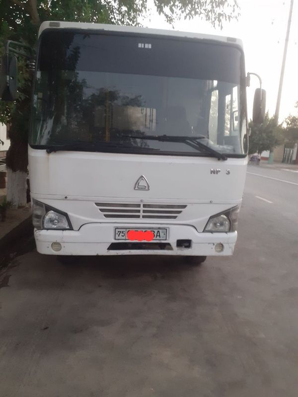 Isuzu Aftobus Sotiladi. Isuzu Aftobus Sotiladi.