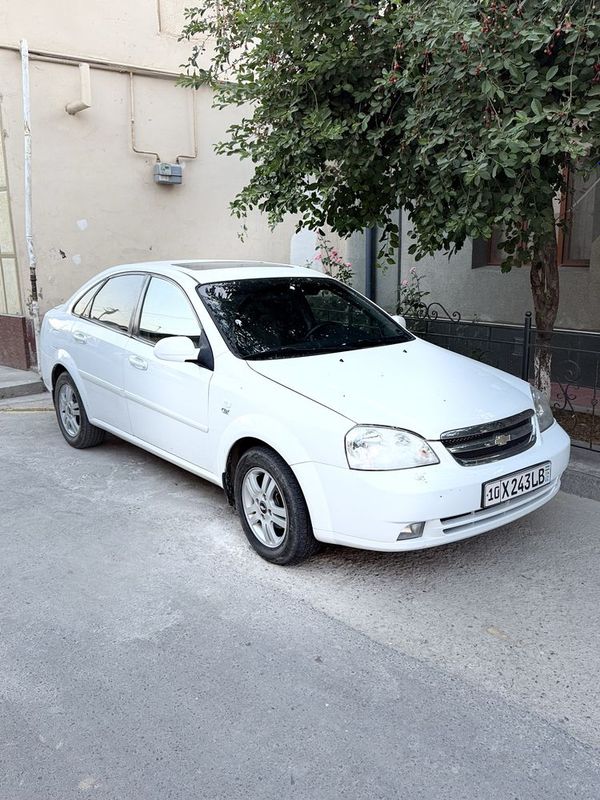 LASETTI 1.6 Avtomat arendaga LASETTI 1.6 Avtomat arendaga