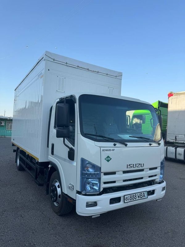 ISUZU yangi sotiladi 2024 yil Yurgan masofasi 1600 km ISUZU yangi sotiladi 2024 yil Yurgan masofasi 1600 km