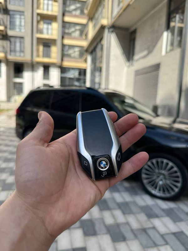 BMW X7 drive50i 2019 йил сотилади BMW X7 drive50i 2019 йил сотилади
