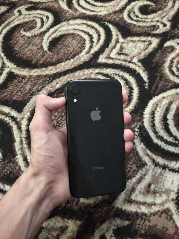 iPhone XR 128Gb 77% iPhone XR 128Gb 77%