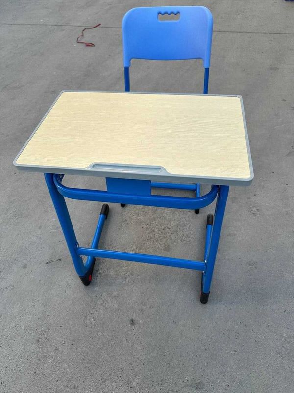 Detskiy parta Rangi: partasi sariq , stuli ko’k Detskiy parta Rangi: partasi sariq , stuli ko’k