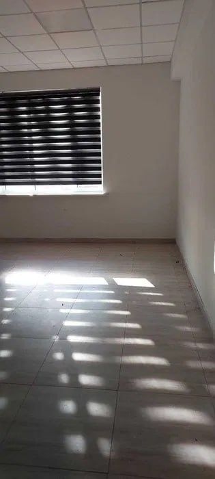 Учтепинский рн Олмос Тойхона 26м² 2этаж 1кабинет 1линия Юр адреса 24/7