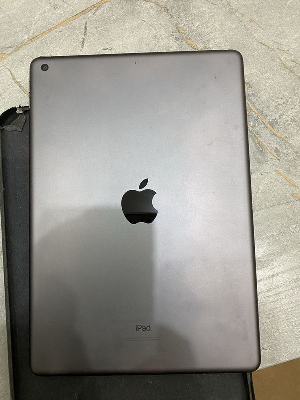 Продам свой Ipad 7 Продам свой Ipad 7