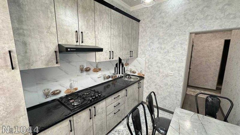 Sherikchillika 3 ta qiz kerak xona keng eski zoo magasin kriti Sherikchillika 3 ta qiz kerak xona keng eski zoo magasin kriti