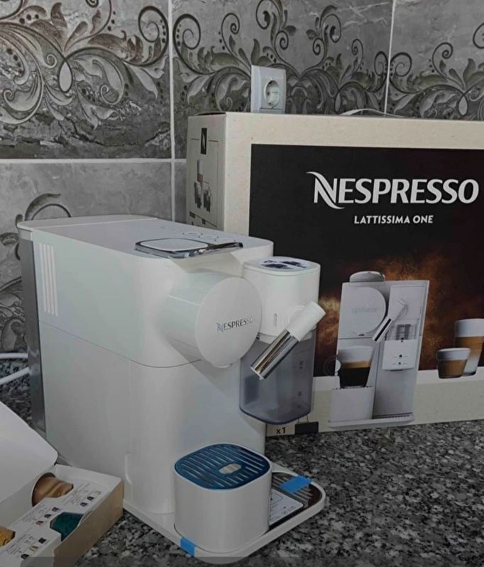 NESPRESSO Lattissima One