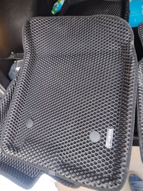 Jentro polik sotiladi yengi Jentro polik sotiladi yengi