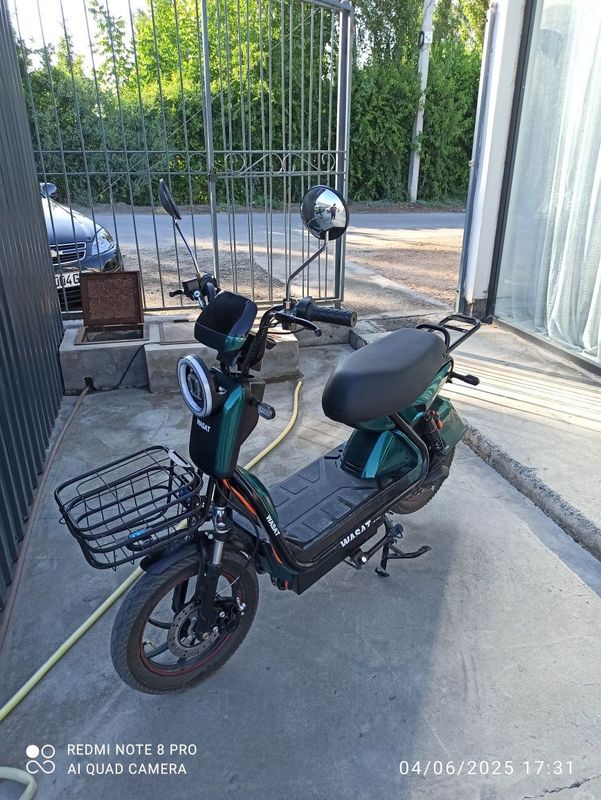 Skuter Wasat sotiladi
