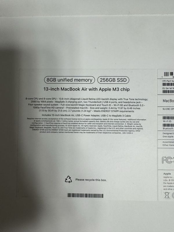 Macbook air m3 13inch 8/256gb Macbook air m3 13inch 8/256gb