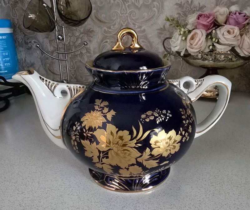 продам чайник и ваза продам чайник и ваза