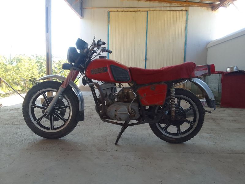 Planeta 5 moto sotiladi Planeta 5 moto sotiladi