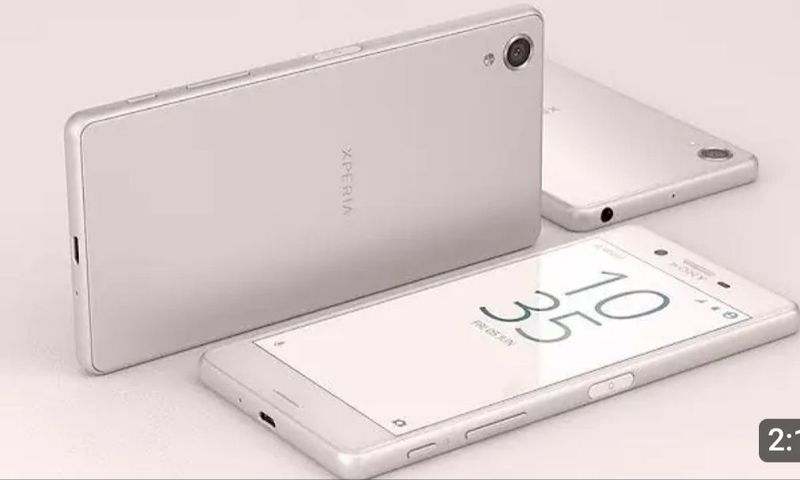 Sony Xperıa Infınıx smart satladı