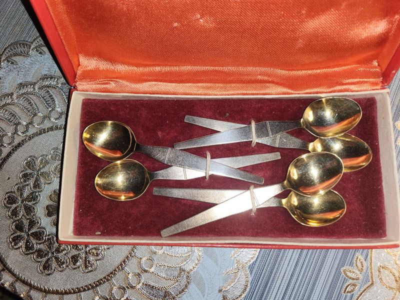 Ложки кофейные серебро позолота 875 проба 6 шт. Ложки кофейные серебро позолота 875 проба 6 шт.