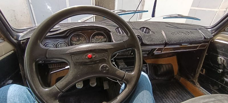 Жигули VAZ 21011 Жигули VAZ 21011