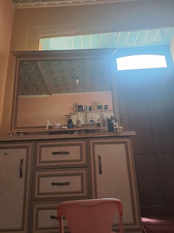 shu mebellar sotiladi