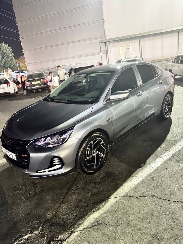 Продаётся Chevrolet Onix sotiladi Продаётся Chevrolet Onix sotiladi