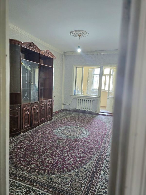 Фақат оилаларга Юнусобод 10 кв 2 хона 3 хона қилинган Фақат оилаларга Юнусобод 10 кв 2 хона 3 хона қилинган