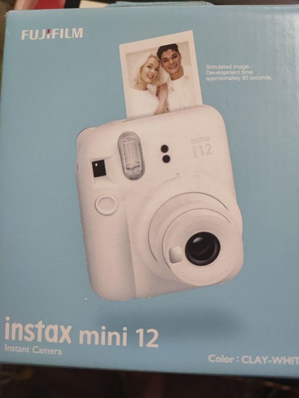 Fujifilm instax mini 12 Fujifilm instax mini 12