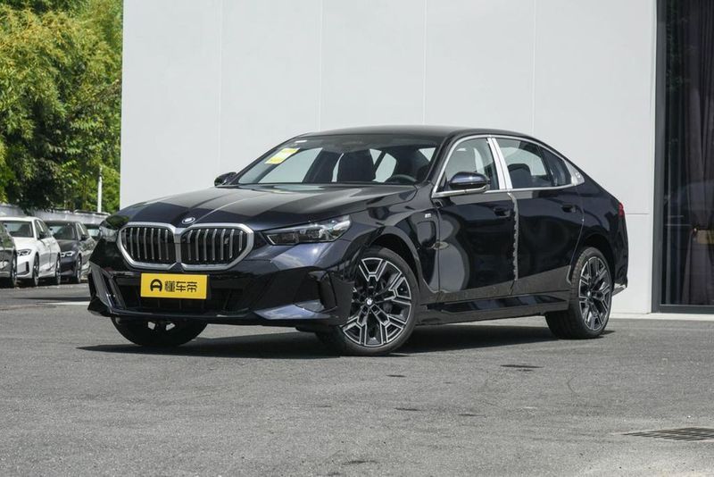 BMW i5 50L full 5 кунда Тошкентда болади BMW i5 50L full 5 кунда Тошкентда болади