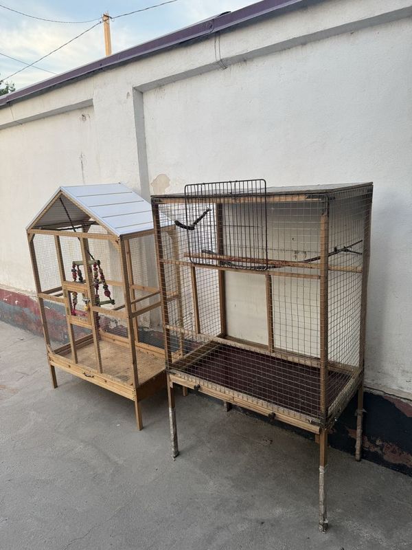 Продам клетки для птиц, попугаев Продам клетки для птиц, попугаев