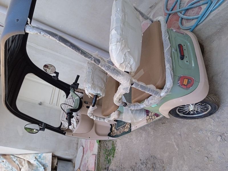Mopet sotiladi elektro Mopet sotiladi elektro