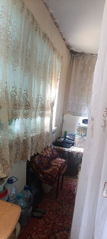 Срочно продаётся 2х квартира 2 хонали 10 микрорайон Срочно продаётся 2х квартира 2 хонали 10 микрорайон