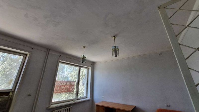 3-qavatda joylashgan 32 m² ofis sotiladi