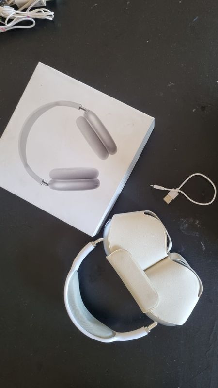 Наушники AirPods max