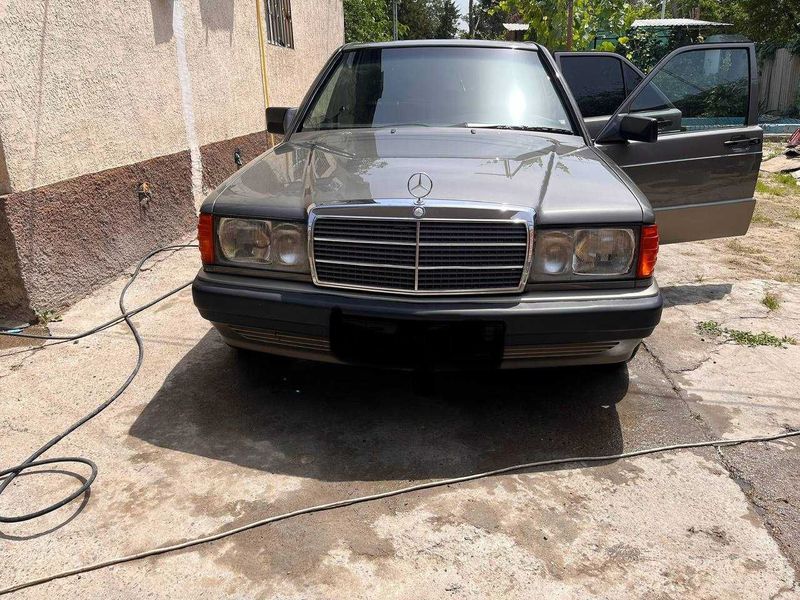 Продаётся Mercedes W201 Продаётся Mercedes W201