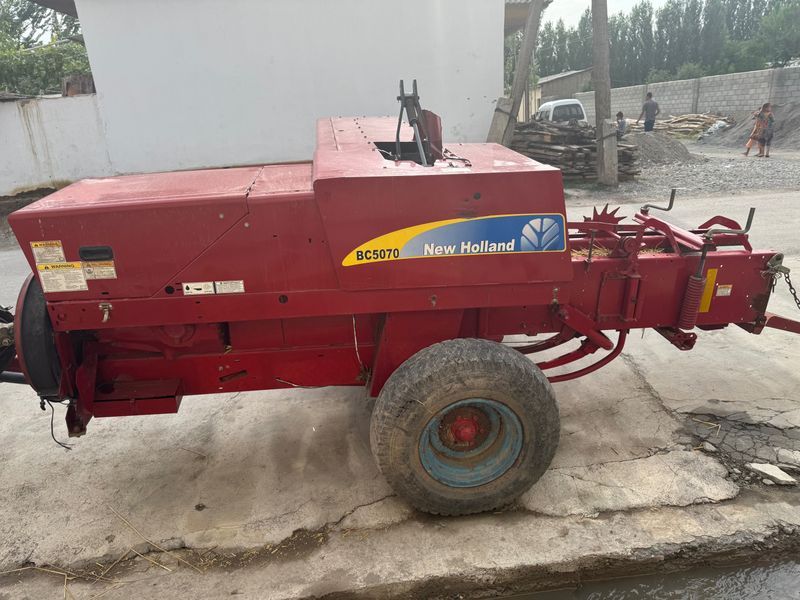 Prespadbor New Holland 5070 Prespadbor New Holland 5070