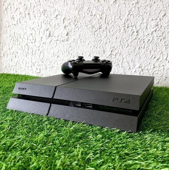 Playstation 4 Sotiladi