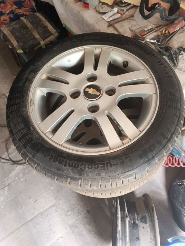Колёса 4 шт 185/55 R 15 б/у Колёса 4 шт 185/55 R 15 б/у
