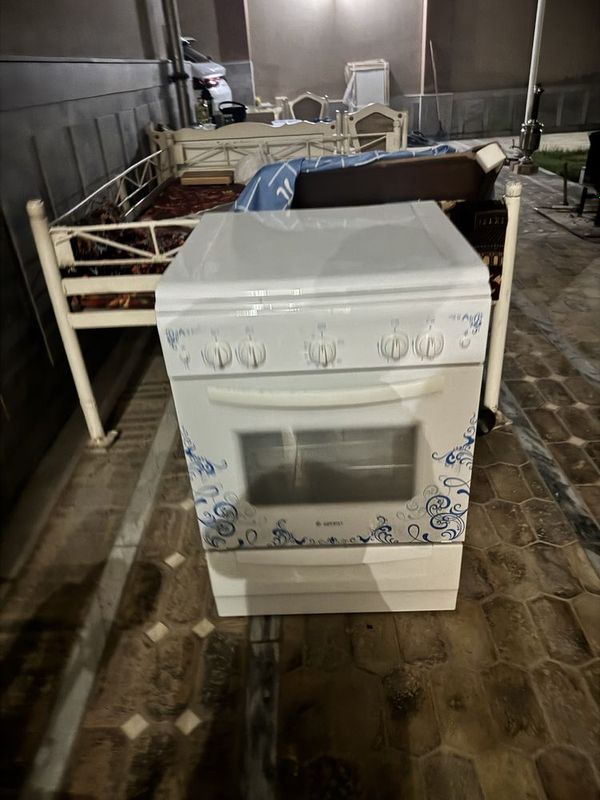 Газовая плита/ GEFEST/ Продам/ СРОЧНО Газовая плита/ GEFEST/ Продам/ СРОЧНО