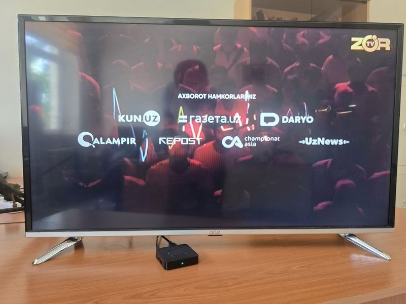 Artel 43 SmartTV box bor Artel 43 SmartTV box bor