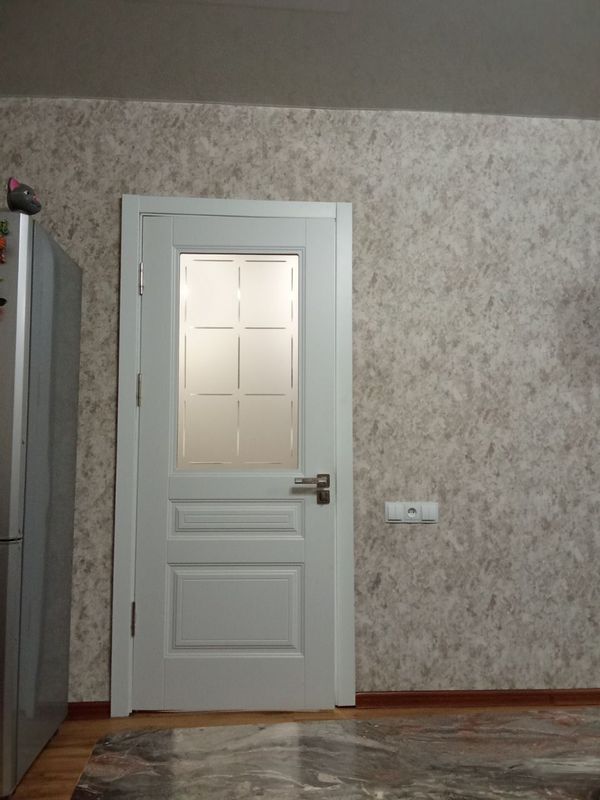 Продаю Дверь новая в упаковке замок в комплекте