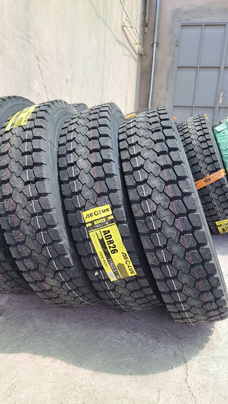 Автошина 11R22.5 AEOLUS ADR26 (задный) Автошина 11R22.5 AEOLUS ADR26 (задный)