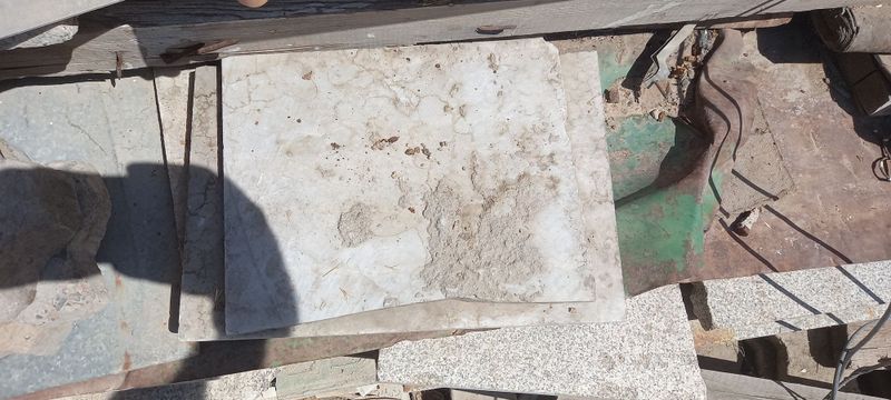 Miramir samarqandiki sotiladi...