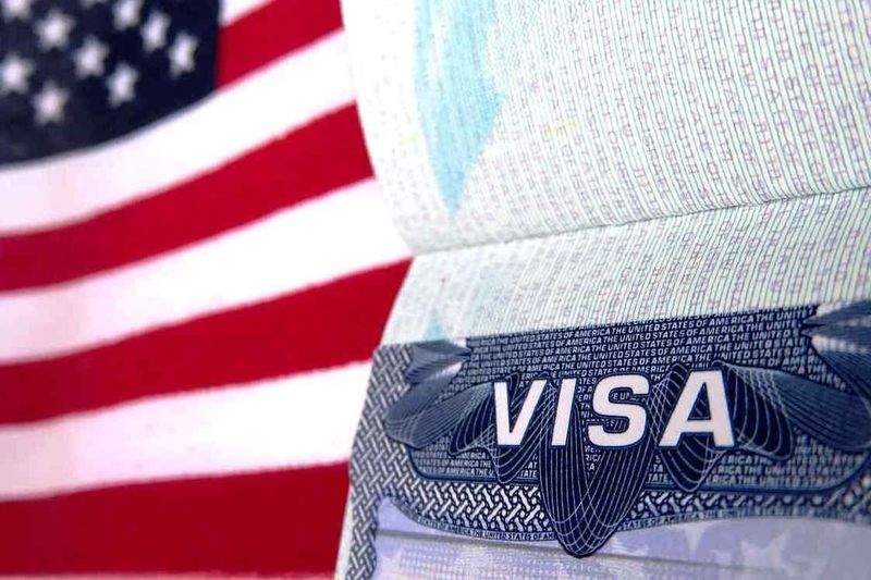 Visa xizmatlari. USA, Canada va Shengen davlatlari uchun. Visa xizmatlari. USA, Canada va Shengen davlatlari uchun.