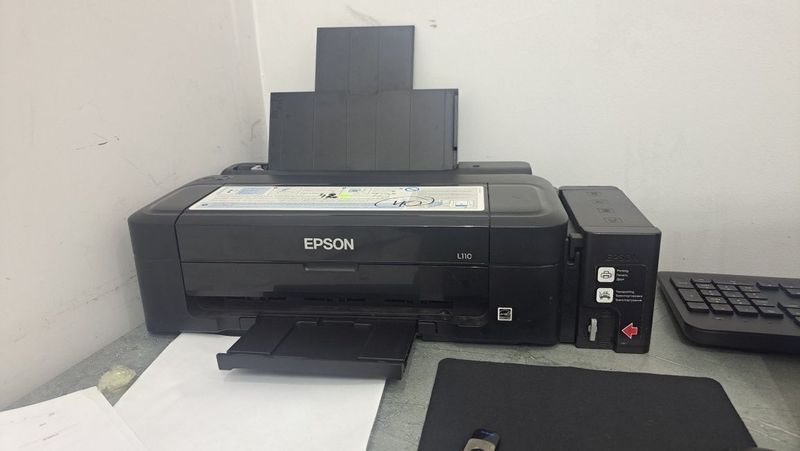 EPSON L 110 цветной. EPSON L 110 цветной.