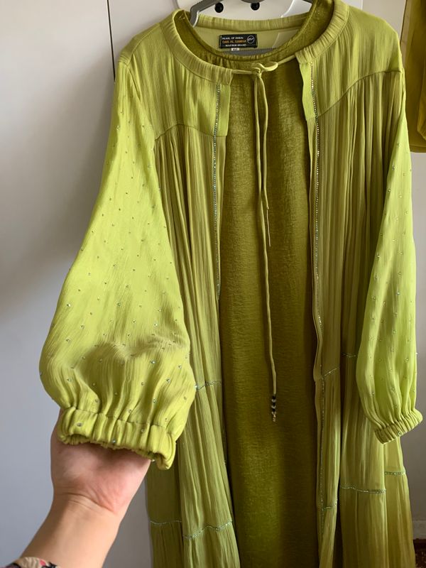 Abaya+baza+ 2ta sharf.Dubay abaya 1marta kiyilgan Abaya+baza+ 2ta sharf.Dubay abaya 1marta kiyilgan