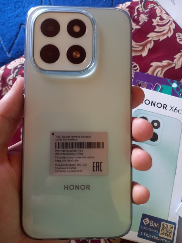 Honor x6c 6/128 sotiladi holati hali yangi Honor x6c 6/128 sotiladi holati hali yangi