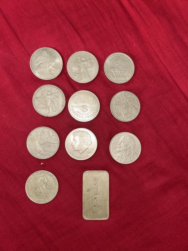 Продам монеты СССР (коллекционные) Продам монеты СССР (коллекционные)