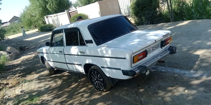 Ваз 2103 срочно сотилади коробка 5талик метани блан Ваз 2103 срочно сотилади коробка 5талик метани блан