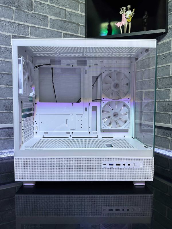 Корпус: DarkFlash DPX90 White x3 ARGB Fan Корпус: DarkFlash DPX90 White x3 ARGB Fan