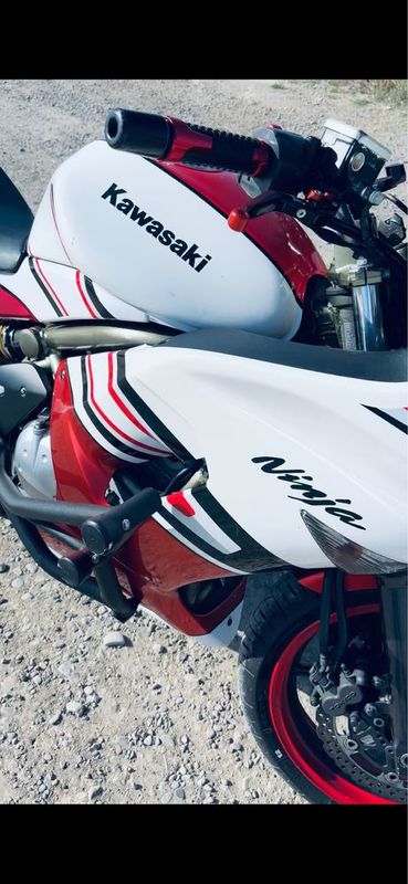 Kavasaki ninja 650 r sport turist Kavasaki ninja 650 r sport turist