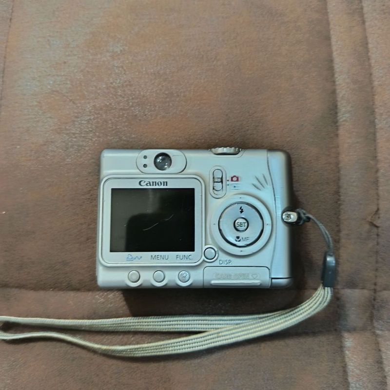 Canon PowerShot A520 Canon PowerShot A520